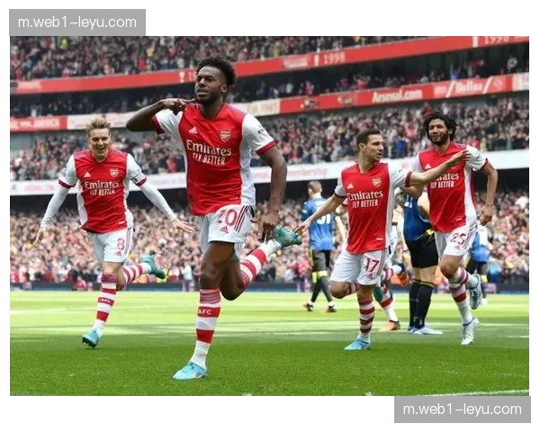 活塞三分命中率低迷开局 下半场调整后禁区得分效率大幅回升 活塞三分命中率低迷开局 下半场调整后禁区得分效率大幅回升